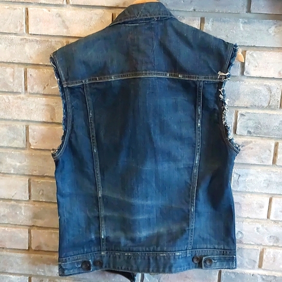 SALE! GUESS Los Angeles vintage denim vest - Picture 6 of 12